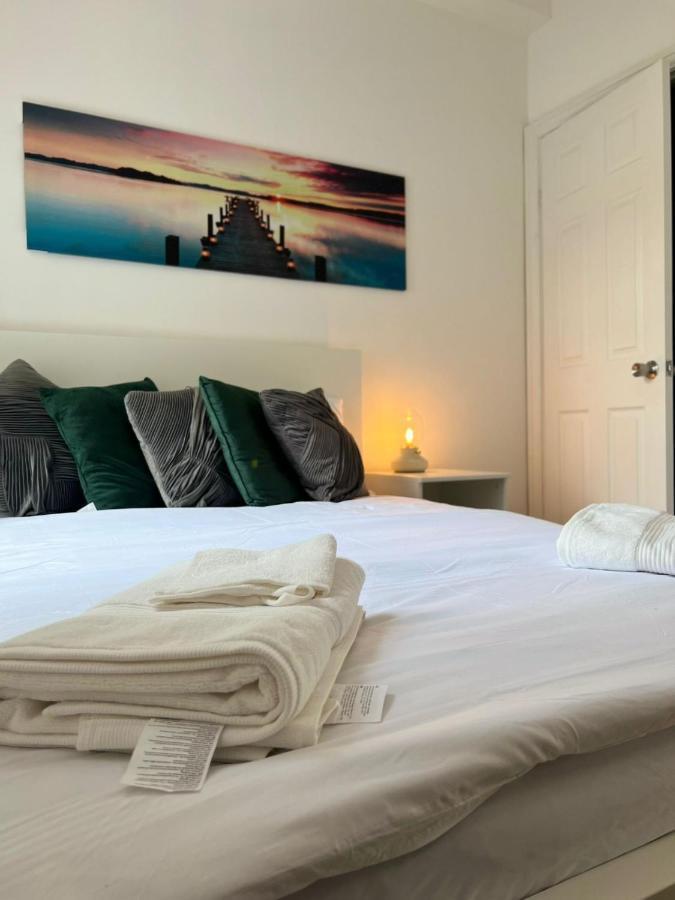 93 West Road Hotell London Exteriör bild