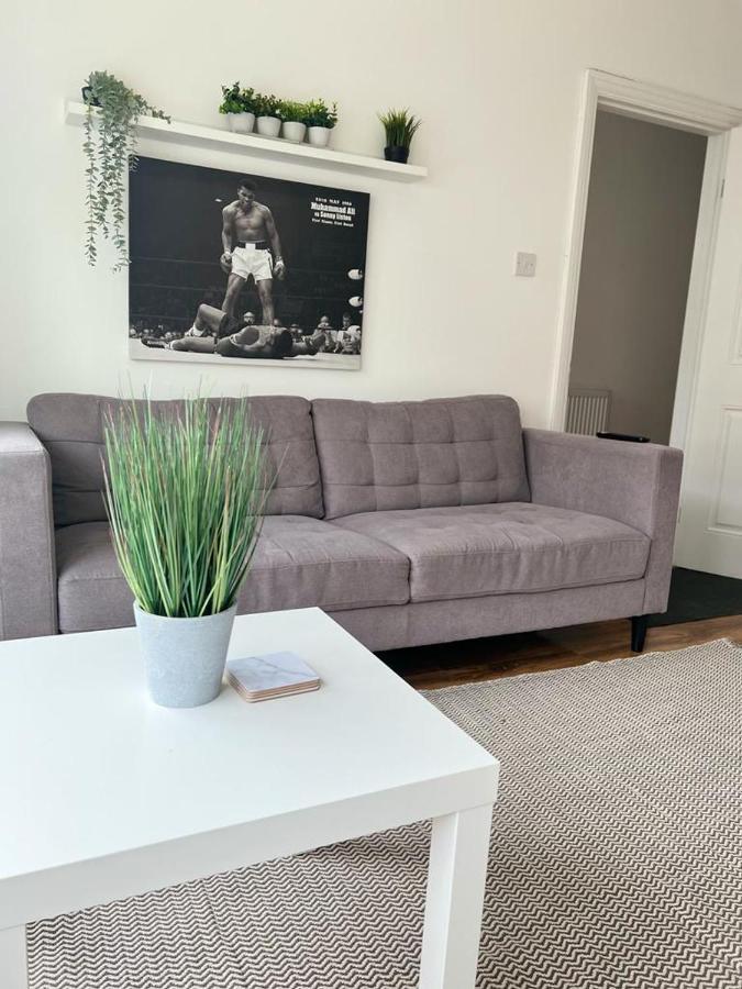 93 West Road Hotell London Exteriör bild